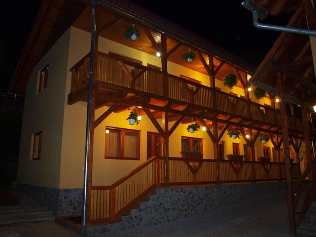 Pensiunea Elisabeta Sovata Esterno foto